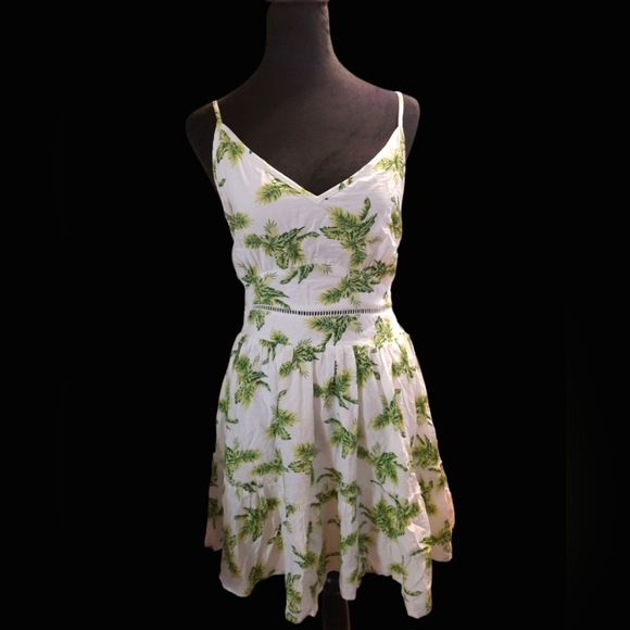 NWT Entro White and Green Floral Sundress Mini Dress Med - Picture 9 of 10